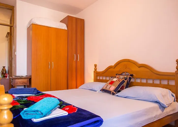 City Apartments Gosposhtina