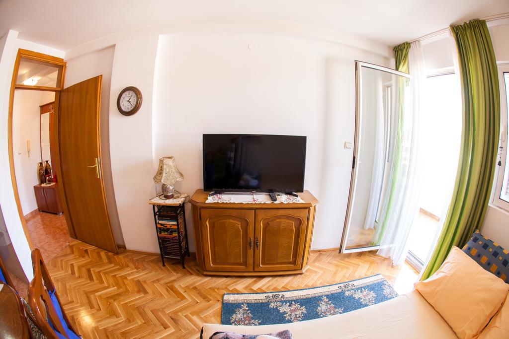 Apartment Gosposhtina *